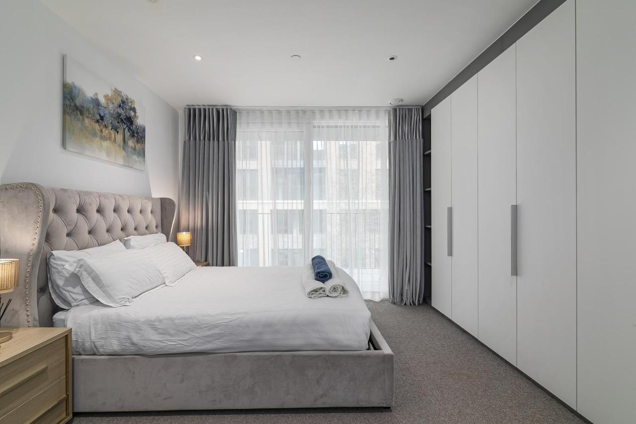 Luxury Spacious Flat With Communal Gardens And Parking London Exterior foto